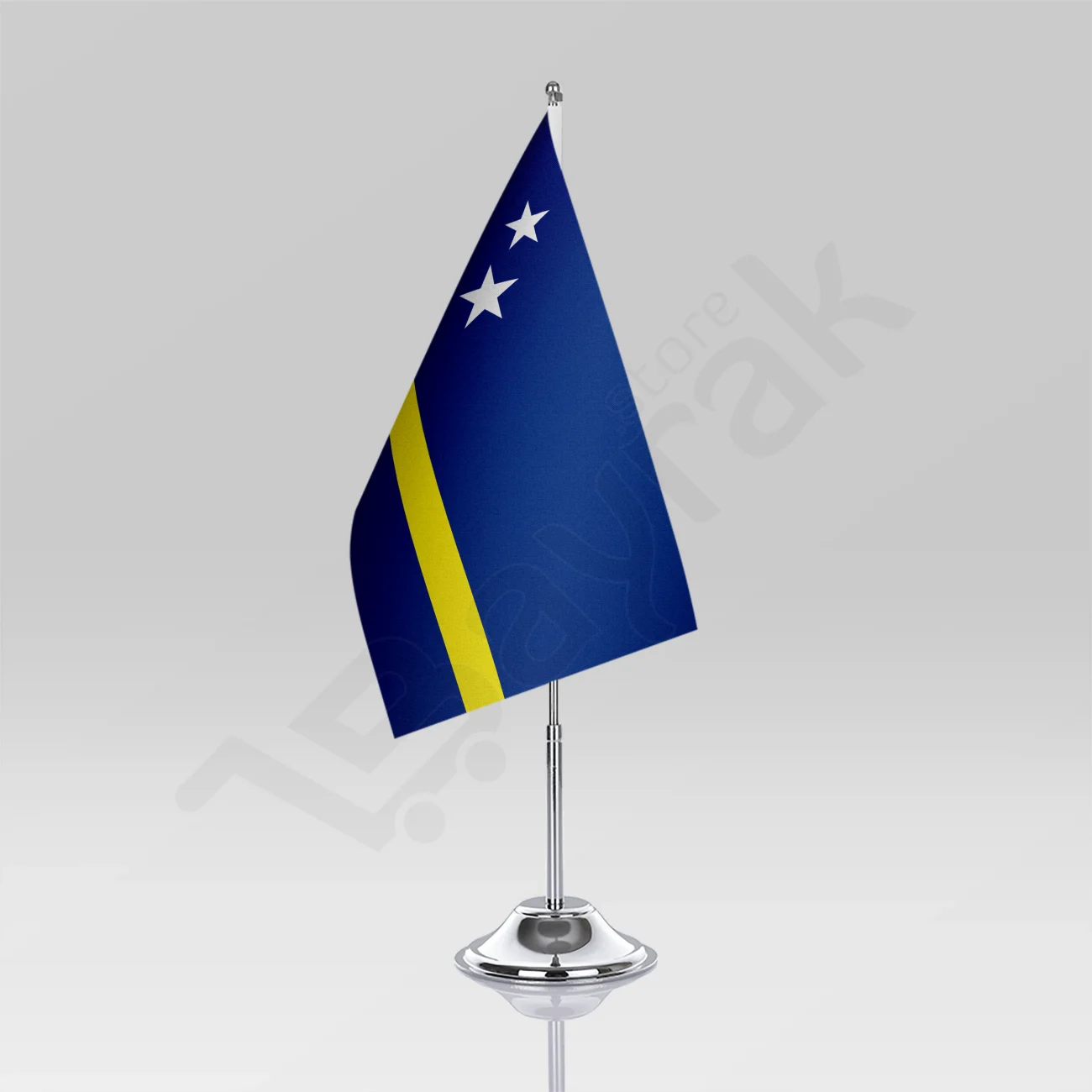 Curacao Masa Bayragi 1 bayrağı